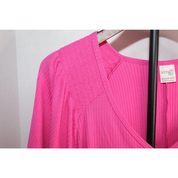 Terra & Sky Women's Plus Size Flutter Sleeve Rib Top-Size 3X - Picture 4 of 8
